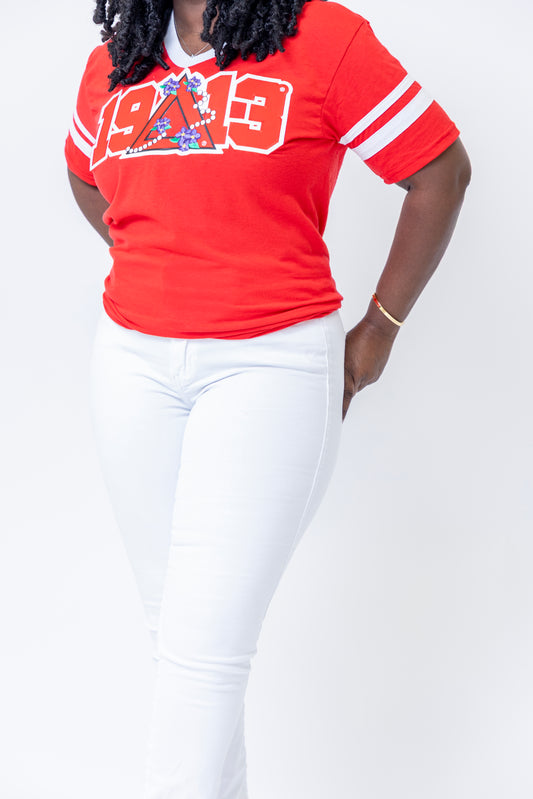 Violet & Pearls V-Neck T-Shirt