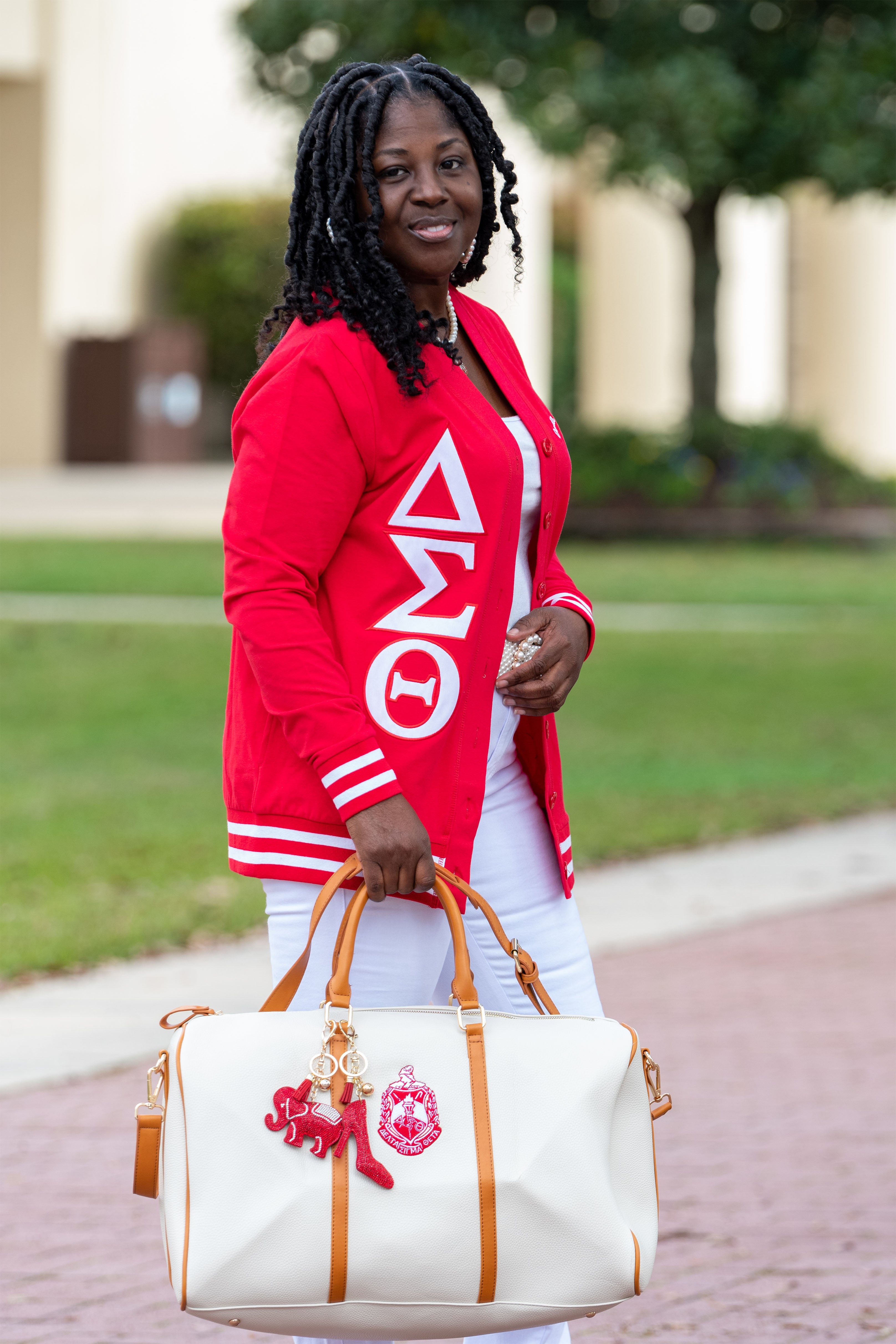 Delta sigma cheap theta duffle bag